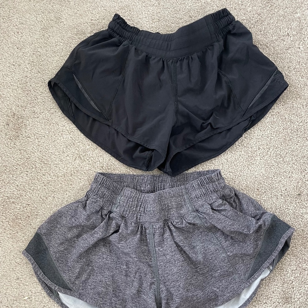 Lululemon Hotty Hot 2.5 Low Rise Shorts
